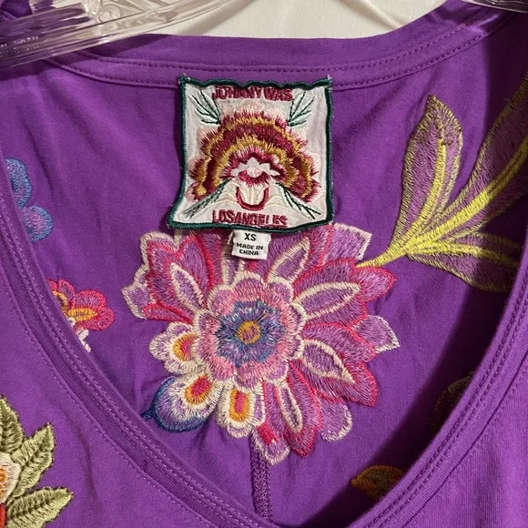 Johnny Was Purple Floral Embroidered Women's Top XS - Picture 2 of 4